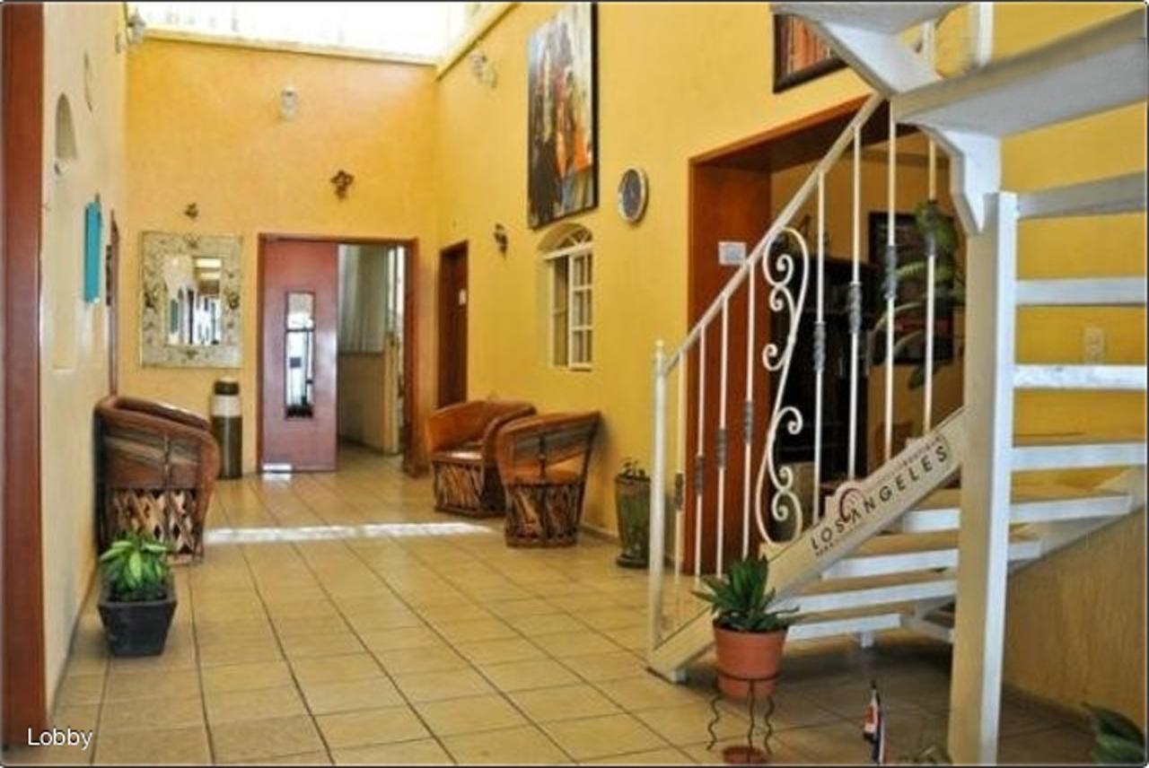グアダラハラ Residencia Los Angeles Bed & Breakfast エクステリア 写真